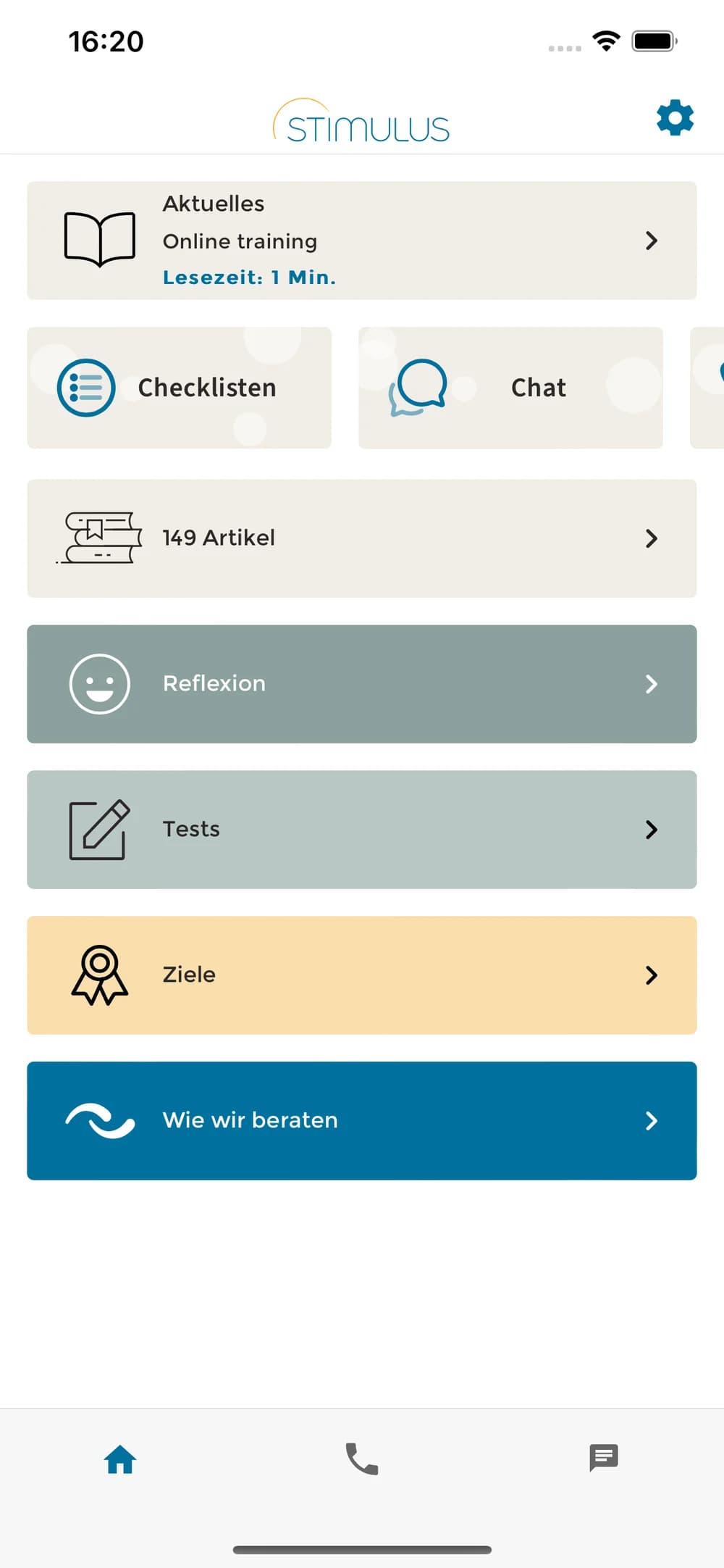 Home screen with training, checklists and chat